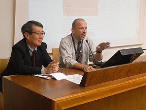 Two organizers: Haneda Masashi and Christian Henriot