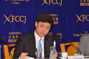 松田教授が日本外国特派員協会（FCCJ）で講演