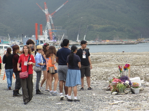 石巻では被災地の惨状を目の当たりに