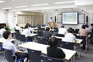 第1回定例研究会「時空間の民族誌的研究における言語情報の扱いについて -ネパール、ビャンスの事例から」