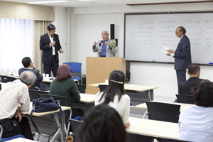 「ペルシャ文学の様々な時代における社会的、精神的な美」/「イスラーム書道」