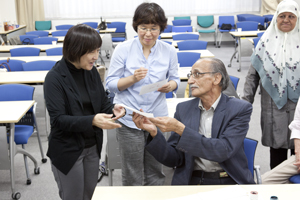 「ペルシャ文学の様々な時代における社会的、精神的な美」/「イスラーム書道」