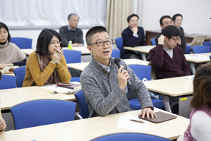 第3回定例研究会「一本の手稿本から広がる世界――私と15世紀イラクのある手控帳とのつきあい」（森本一夫 准教授）